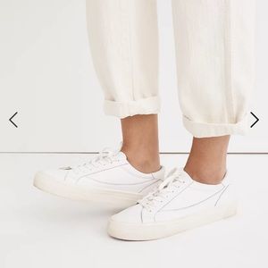 Barely worn! Madewell Sidewalk Low-Top Sneakers